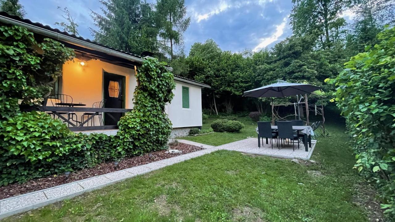 Mika'S Garden Villa Блед Екстериор снимка