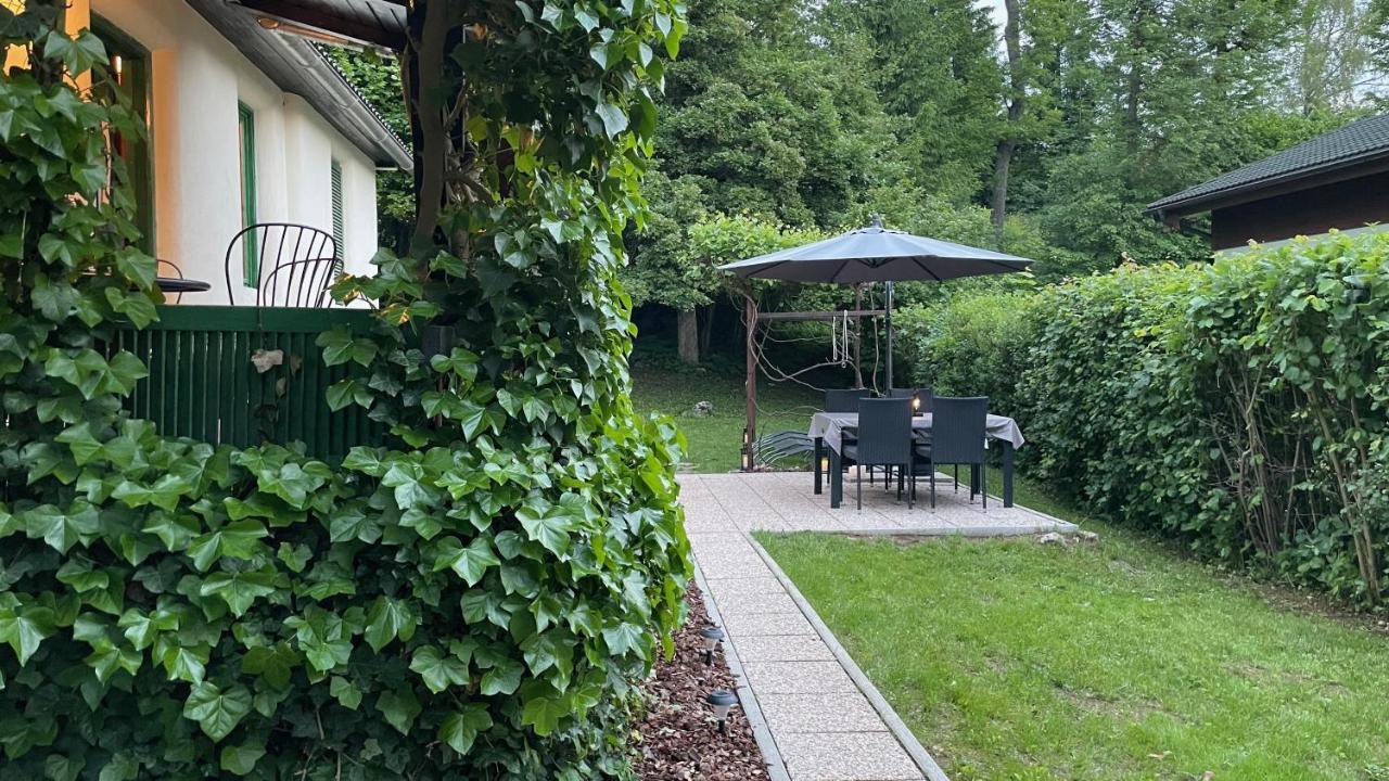 Mika'S Garden Villa Блед Екстериор снимка